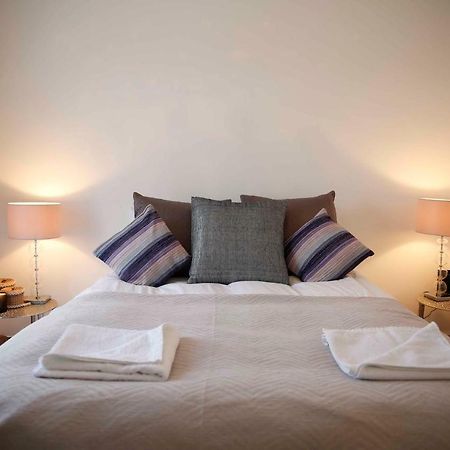Beautiful One Bedroom Apartment Walking Distance To Paddington And Hyde Park Londyn Zewnętrze zdjęcie